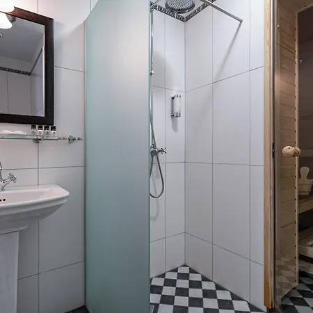 Moisa Iseteeninduslik Majutus *